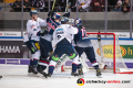 Louis-Marc Aubry (Eisbaeren Berlin), Matt Stajan (EHC Red Bull Muenchen), Frank Hoerdler (Eisbaeren Berlin) und Maximilian Daubner (EHC Red Bull Muenchen)  vor dem Tor von Kevin Poulin (Torwart, Eisbaeren Berlin)  in der 1. Viertelfinalbegegnung in den Playoffs der Deutschen Eishockey Liga zwischen dem EHC Red Bull München und den Eisbären Berlin am 13.03.2019.